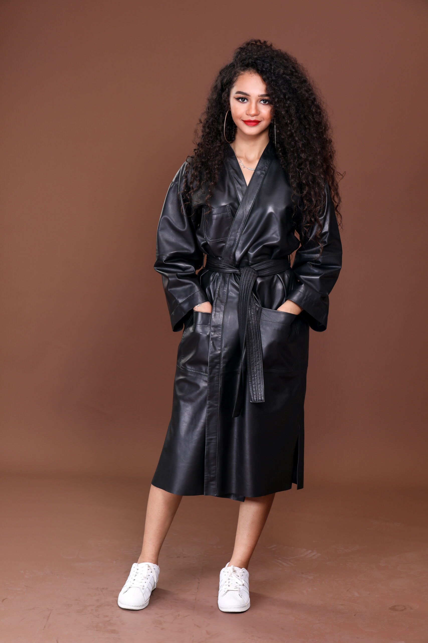 3D3A6557 Kimono 100 % Cuir – Image 1